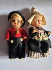Couple De Poupées Miniatures folkloriques allemandes? celluloïd? 1950?