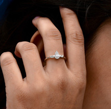 0.31 CT Si / H Diamants