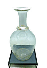 Carafe à cidre en verre.