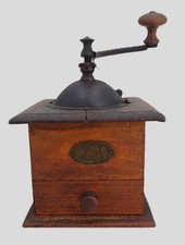 Ancien moulin à café manuel