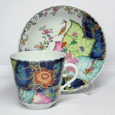 Ancienne tasse à thé et