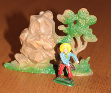 Rare figurine cow-boy avec décor Starlux 40 mm. 