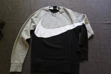 NIKE - SWEAT - PULL - COL ROND - NOIR ET GRIS - TAILLE S - TBE