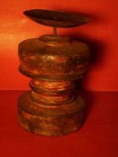 Ancien pied de lit reconverti