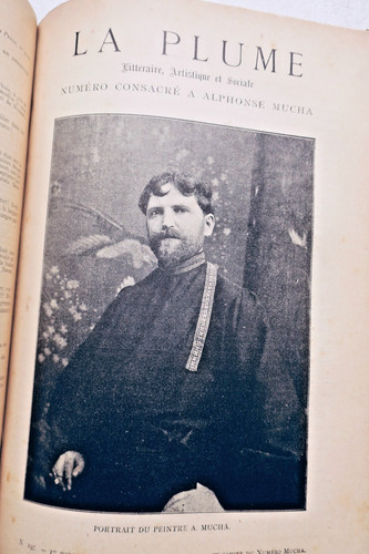 Mucha plume revue - la,