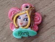 Fève - FLORA - Winx Club - 2005  ....   (Ref. 2611)