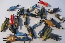 Lot 24 personnages debout HG