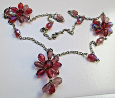 collier couleur argent pendentif fleur perle à facettes roses bijou vintage 5312