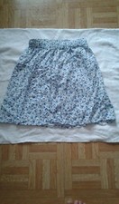 jupe courte fleuri taille 32