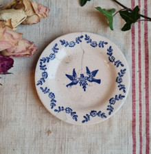 ANCIENNE ASSIETTE TERRE DE FER