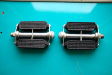 Vintage Original Jeu de Pédale G/D MOTOBECANE Logo MB Cyclomoteur 1970 France