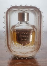 Extrait de Parfum Écusson de Jean d'Albret 3 ml. Boîte Plexi.Étiquette. Bon état