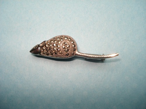 Broche souris ancienne en - ,