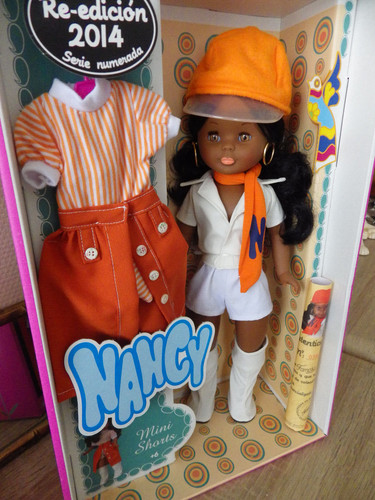 Poupee nancy noire famosa - poupee,
