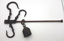 Ancienne balance Romaine XVIIIe? graduée de 1 à 30 kg  Avec poids L 47 cm