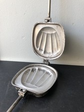 Vintage Ancien Moule Croque Monsieur Madeleine Gaufrier Coquille Sandwich