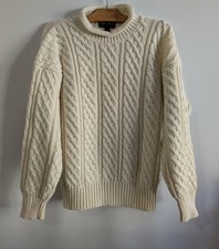 Pull blanc crème acrylique