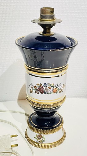 Ancien pied lampe - de,