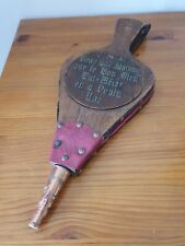 Ancien soufflet de cheminée bois avec inscription sur plaque de cuivre 15x40 cm