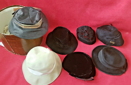 Lot chapeaux ancien - lot,