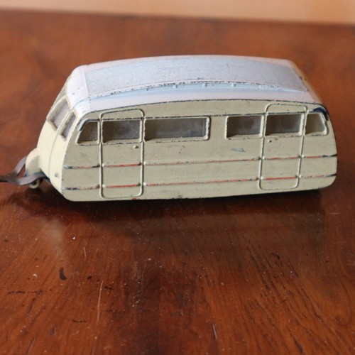 Dinky toys caravane - , 811