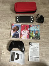Nintendo Switch Lite + 3 Jeux