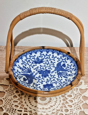 Porcelaine fine et osier