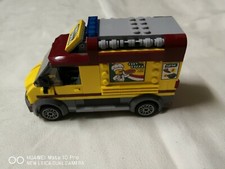  camion légo monté - excellent état, City pizza jaune et rouge