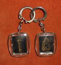 Porte-clés LOT x 2 PILES