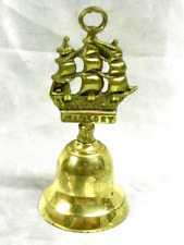 ANCIENNE CLOCHETTE SONNETTE DE TABLE HOTEL VOILIER VICTORY BRONZE