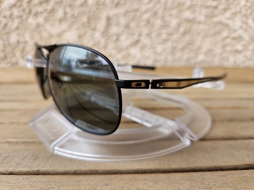 Oakley plaintiff shaun - oakley,