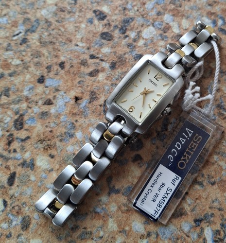 Montre habillée femme vintage