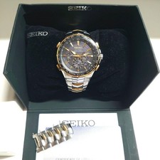 Montre chronographe solaire