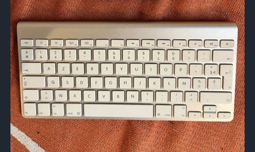 Apple magic keyboard - magic,