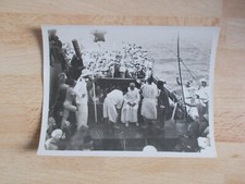 Ancienne photo marine - Cérémonie, rite sur un bateau (4)