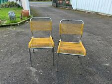 Paire de Chaise scoubidou jaune métal chromé