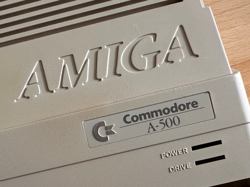 Commodore amiga 500 boîtier - commodore,