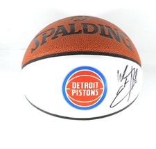 2021 Wayne Ellington #8 Ballon