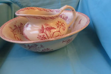 Ancien service de toilette broc cuvette Gien Fleurs roses