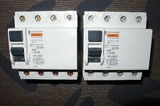 INTERRUPTEUR DIFFERENTIEL TETRAPOLAIRE 25A 300mA TYPE A MERLIN GERIN TRIPHASE +N