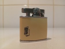 Ancien Briquet À Essence