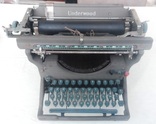 Machine écrire underwood - écrire,