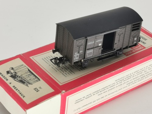 624 wagon couvert a - vb, ho