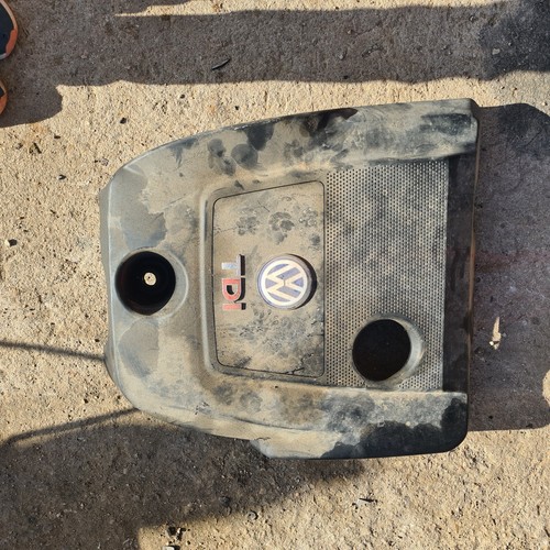 Cache moteur wolkswagen golf4 - moteur,