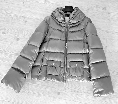 Doudoune courte moncler neuve - doudoune,