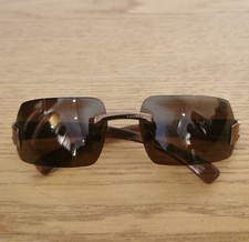  Lunettes de soleil Chanel Modèle 4048 Vintage