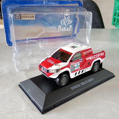 Toyota hilux 330 - -, dakar