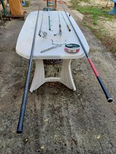 Lot de Cannes à Péches , Moulinets , épuisette , etc.....