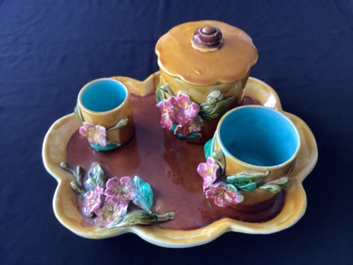 Ensemble plat plus trois pots