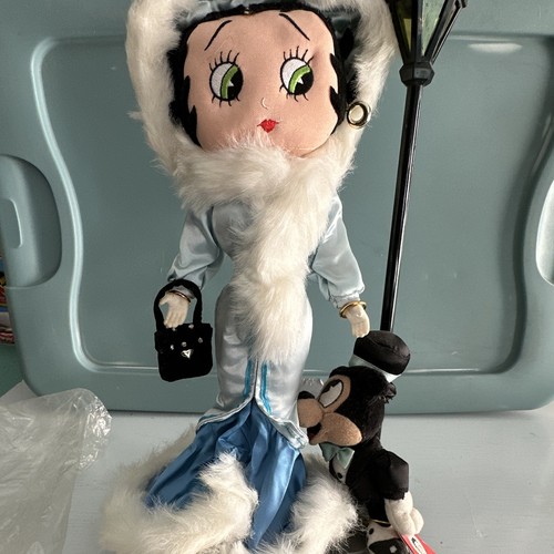 Betty boop steppin out - out, 14in